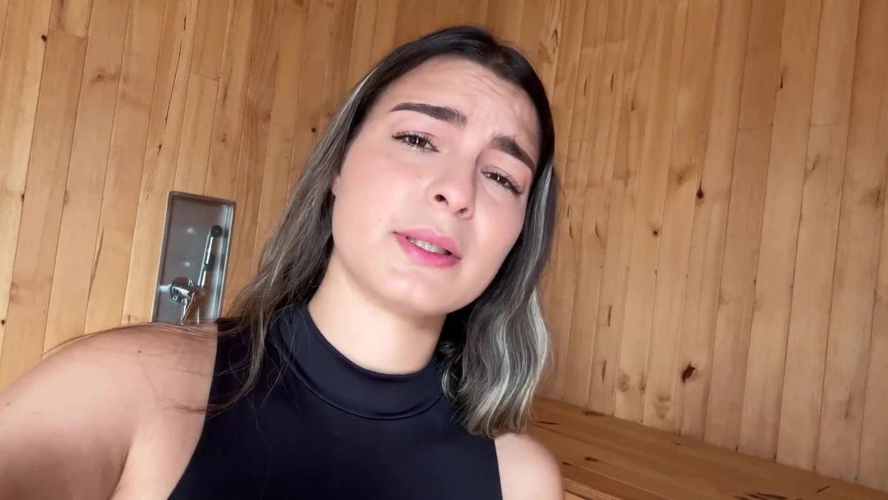 My stepfather comes into my room and takes my virginity, creampie and real orgasm! Liatovar